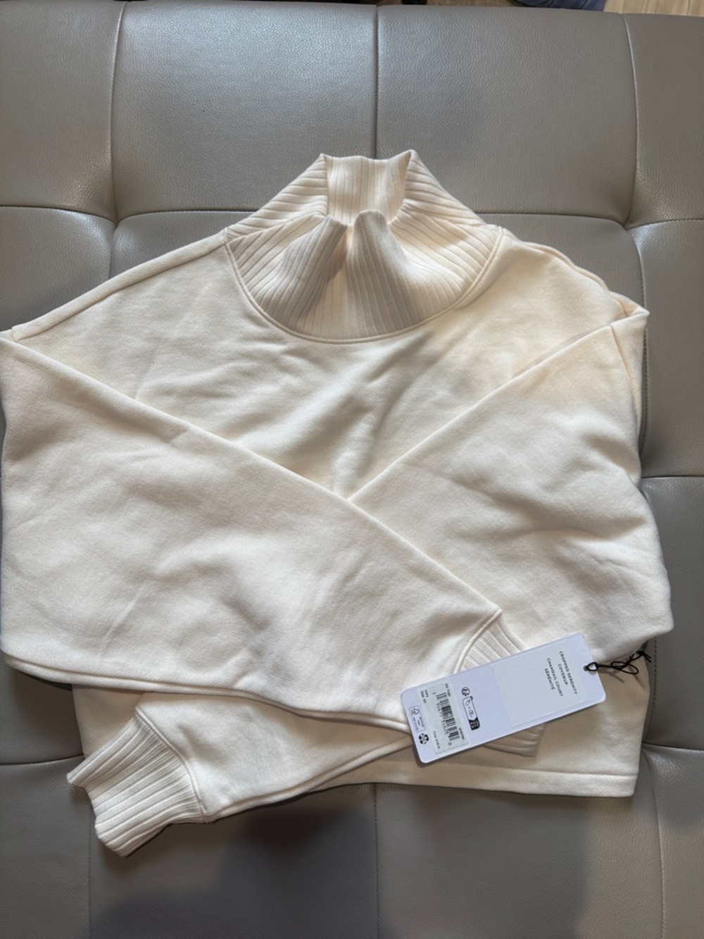 ALO Yoga Cream Ribbed Turtleneck Sweater
